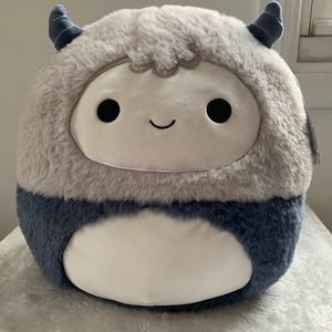 Horace the Yeti 12inch Fuzzamallow Squishmallow